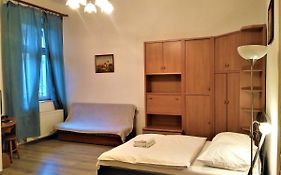 Old Town Krakow Studios
